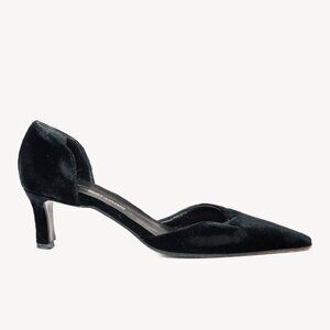 Giorgio Armani Vintage Black Velvet D'Orsay Pumps